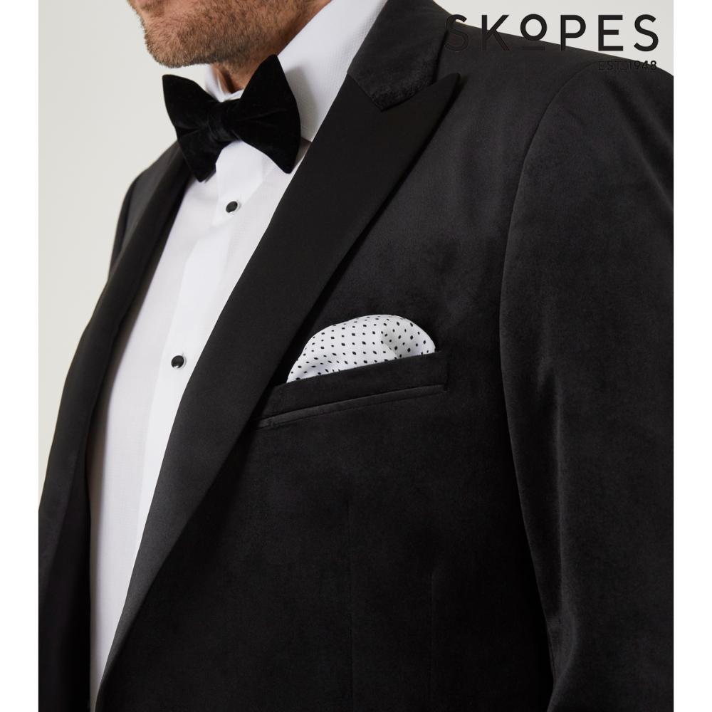 SKOPES JIVE VELVET JACKET WITH SATIN PEAK COLLAR BLACK